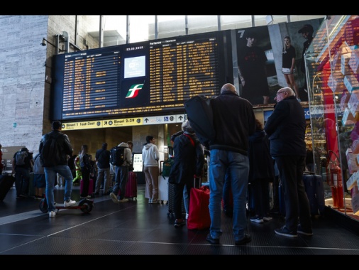 Sciopero, a Roma treni cancellati e ritardi fino a mezz'ora
