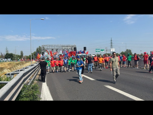 Metalmeccanici in tangenziale, 'saranno denunciati'