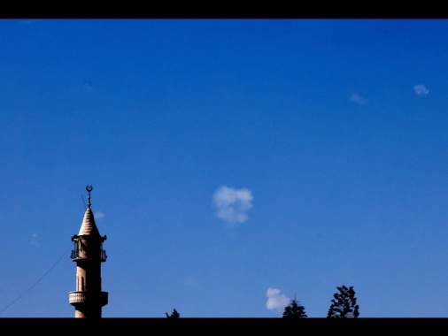 Terremoto nel nord dell'Iran, danni minimi