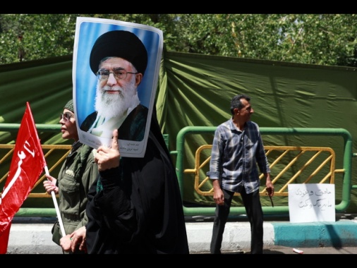 Iran, 'ci difenderemo da aggressione Usa con tutte le forze'