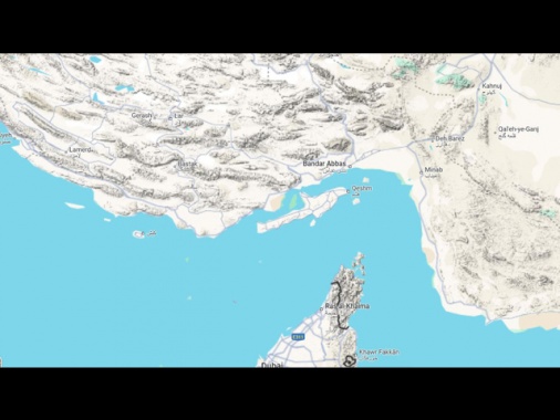 Vance, chiudere Hormuz sarebbe un suicidio per l'Iran