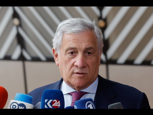 Tajani, 'con Israele tenere dialogo, sanzioni velleitarie'