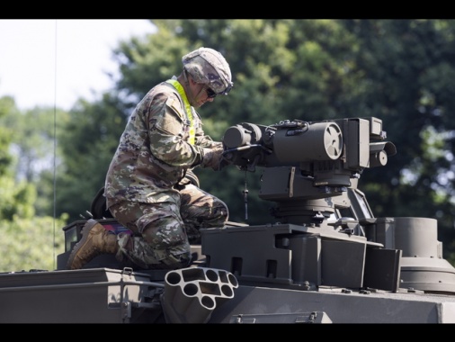 Fox, minaccia di attacco imminente alla base Usa in Qatar