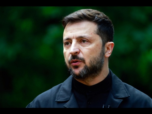 Zelensky, Putin potrebbe attaccare entro 5 anni un Paese Nato