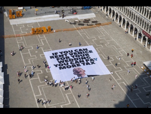 M5s-Avs chiedono informativa Piantedosi su matrimonio Bezos