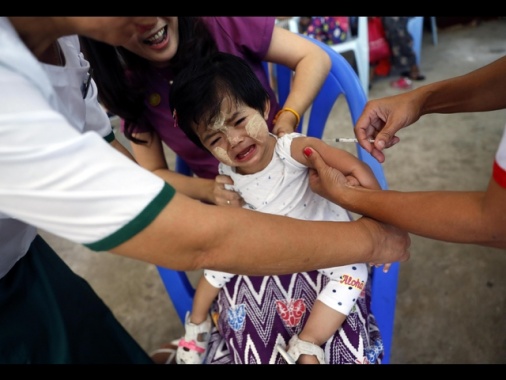 Frenano le vaccinazioni, senza 15 milioni di bambini