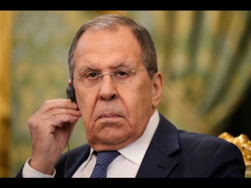 Mosca, 'spese 5% Paesi Nato non minaccia nostra sicurezza'