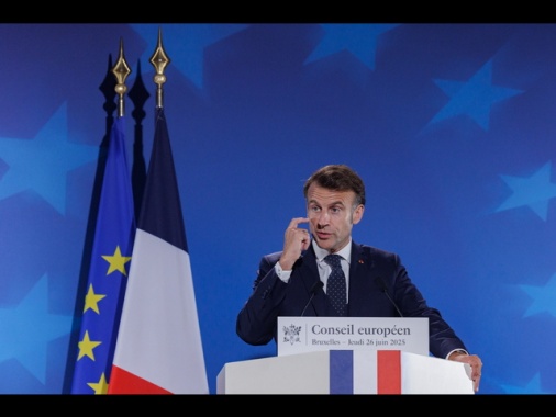 Macron, ritiro Iran da accordo nucleare scenario peggiore