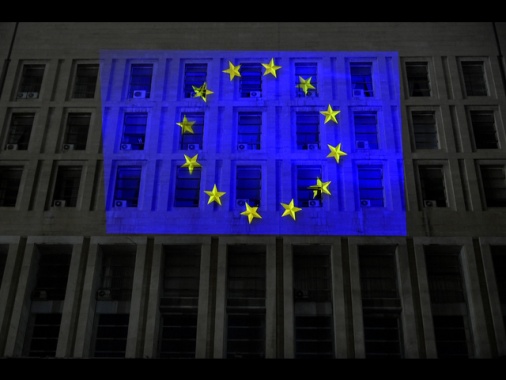 Intesa a 27 su dogane, arriva tassa su pacchetti e-commerce