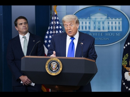 Trump, una bufala i 30 miliardi a Iran per nucleare civile