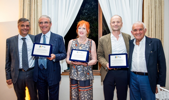 La cena di gala della fondazione Piatti si è svolta a Barasso, a villa San Martino
