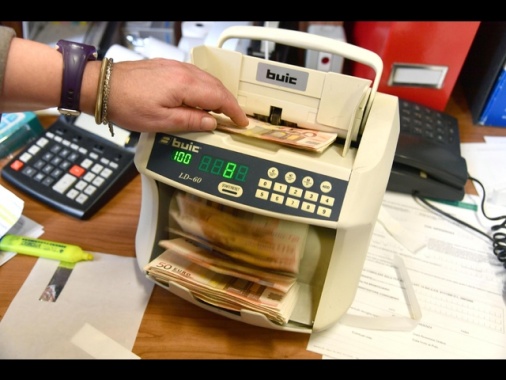 Con il taglio dei tassi le banche accelerano sulle commissioni