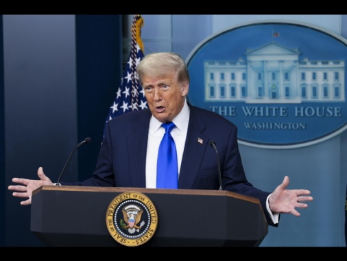 Casa Bianca, Trump oggi firma fine delle sanzioni a Siria