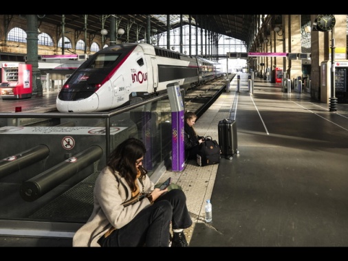 Treni Parigi-Milano interrotti per 'diversi giorni'