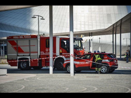Scritta pericolante, CityLife verso la normalità