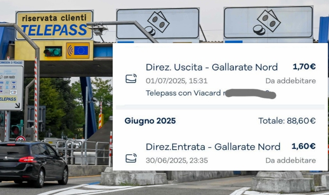 Il casello di Gallarate e nel riquadro i pagamenti con Telepass che dimostrano l’aumento di 10 centesimi