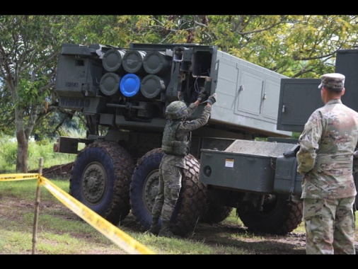 Usa interrompono consegna di alcune armi all'Ucraina