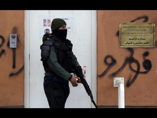 Nuova stretta Iran, 2 uccisi e 50 arresti, 'spie del Mossad'