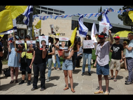 Hamas, pronti a accordo ma serve la fine della guerra