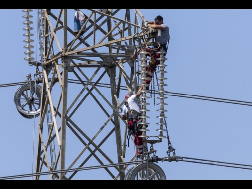 Istat, a maggio +80mila occupati su mese, +408mila su anno