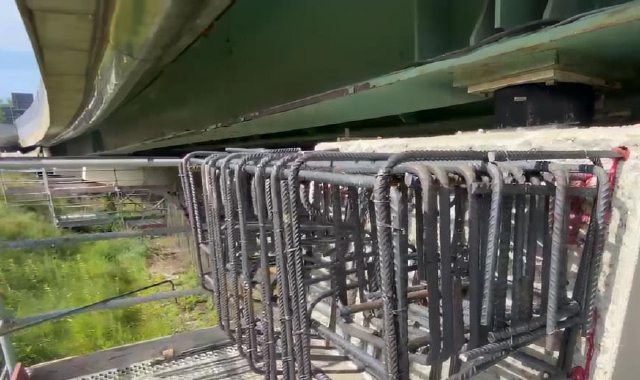 Il viadotto di Vedano in direzione Milano  è chiuso da fine novembre per consentire i lavori di rinforzo dei pulvini, sorta di maxicapitelli