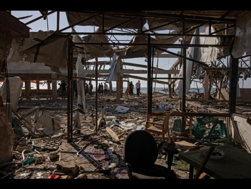 The Guardian, 'Israele ha lanciato bomba illegale su Gaza'