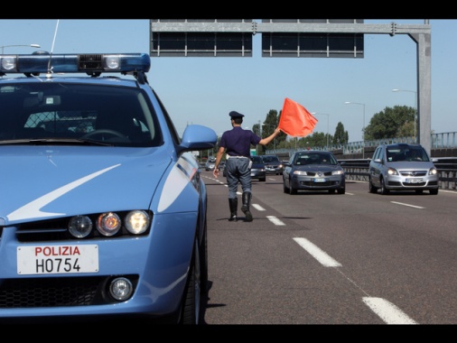 ++ Problemi ad asfalto per caldo, chiusi caselli Verona su A4 ++