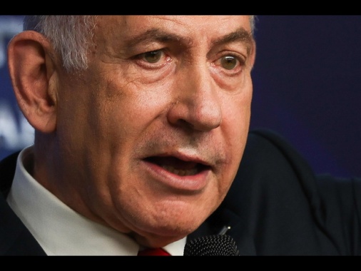 Premier israeliano Netanyahu al kibbutz Nir Oz tra le proteste