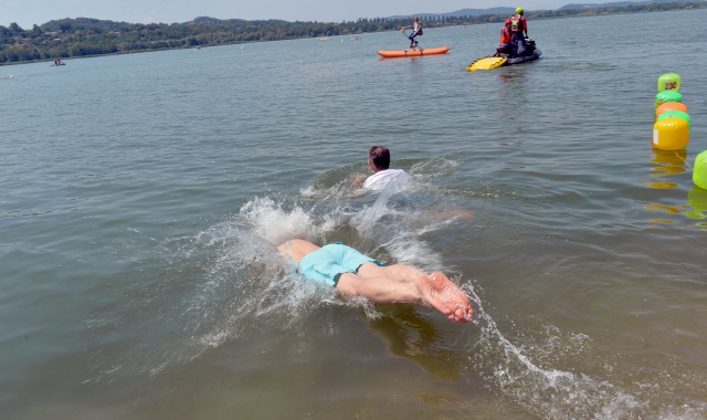 Bagni nel lago di Varese, alla Schiranna: dal 16 luglio si può