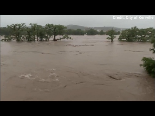 Il bilancio dei morti in Texas per alluvioni sale a 24