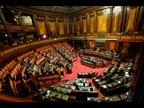 Spese militari, emendamento prevede commissione speciale