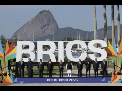 Brics, a Gaza raggiungere un cessate il fuoco immediato
