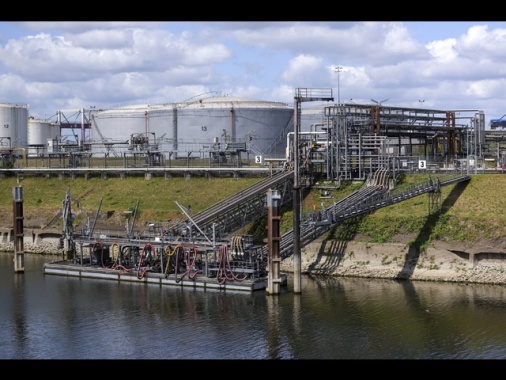 Il prezzo del gas in avvio è stabile sopra i 33 euro