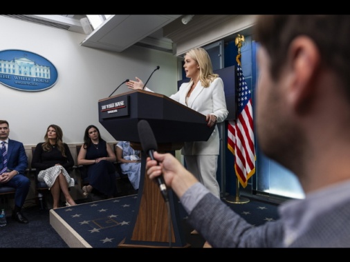 Casa Bianca, Trump firmerà il rinvio dei dazi al 1 agosto