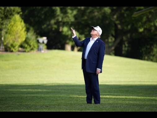 Trump, dazi al 32% all'Indonesia e al 35% al Bangladesh