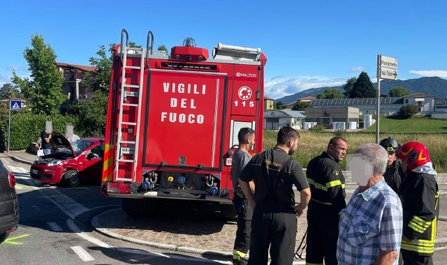 Daverio, incidente e traffico in tilt