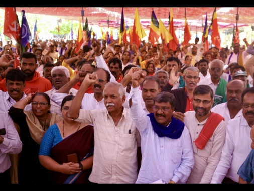 In India cresce l'adesione allo sciopero generale di domani