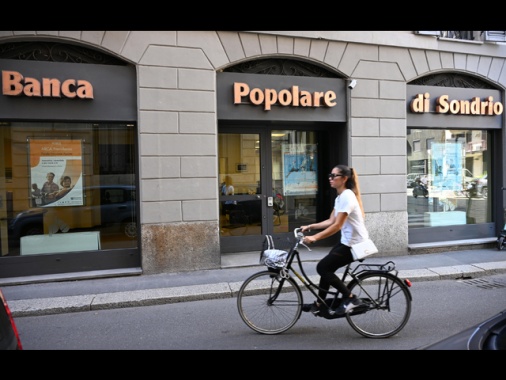 Sondrio, 'l'offerta Bper è migliorata ma restano incertezze'