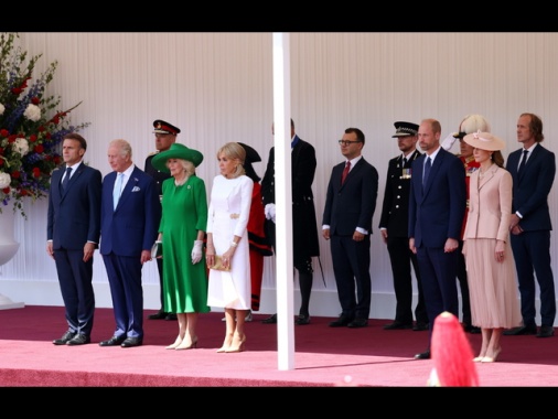 Macron a Westminster, 'europei non abbandoneranno mai Kiev'