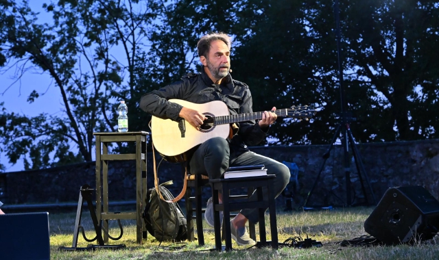 Neri Marcorè  a “Tra Sacro e Sacro Monte”  (foto Angelo Puricelli)