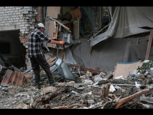 Kiev, 'almeno tre morti nel Donetsk per un raid russo'