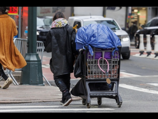 Confcommercio, indice di povertà ai massimi da inizio anno