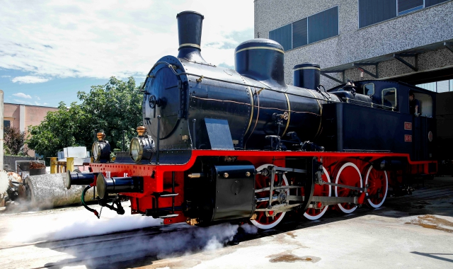 La locomotiva a vapore del 1908 che trainerà il convoglio delle corse turistiche