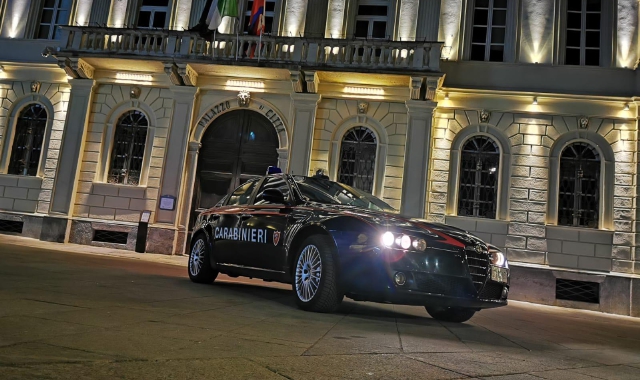 Rissa in centro, nei guai padre e figlio