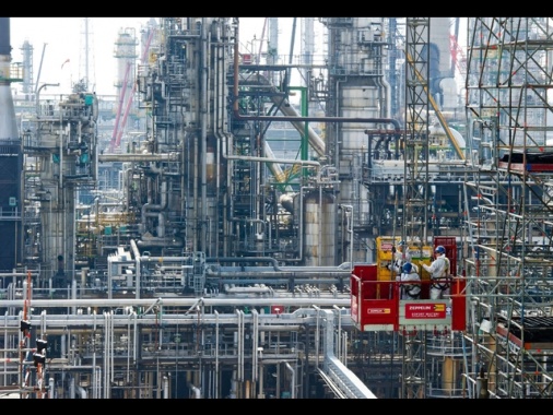 Bundesbank, esportazioni tedesche in crisi. Pesa la Cina