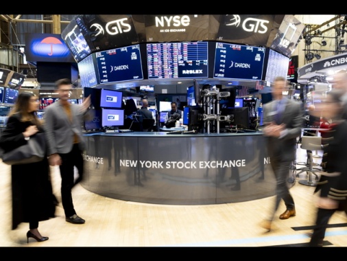 Wall Street apre in rialzo, Dj +0,09%, Nasdaq +0,18%