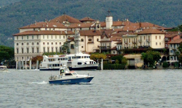 Alla deriva sul lago, tre ragazze soccorse dalla Polizia
