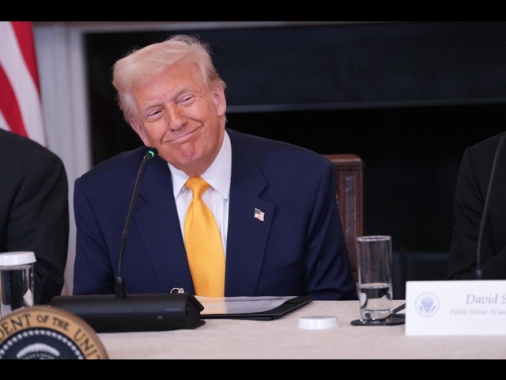 Congresso approva misura su stablecoin, vittoria per cripto