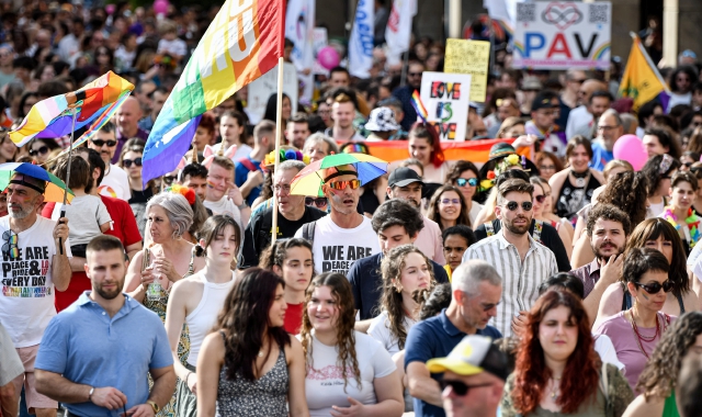 Un momento del corteo del Varese Pride 2024 (foto Blitz)