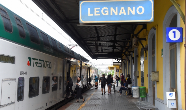 Botte in carrozza, il treno ferma a Legnano